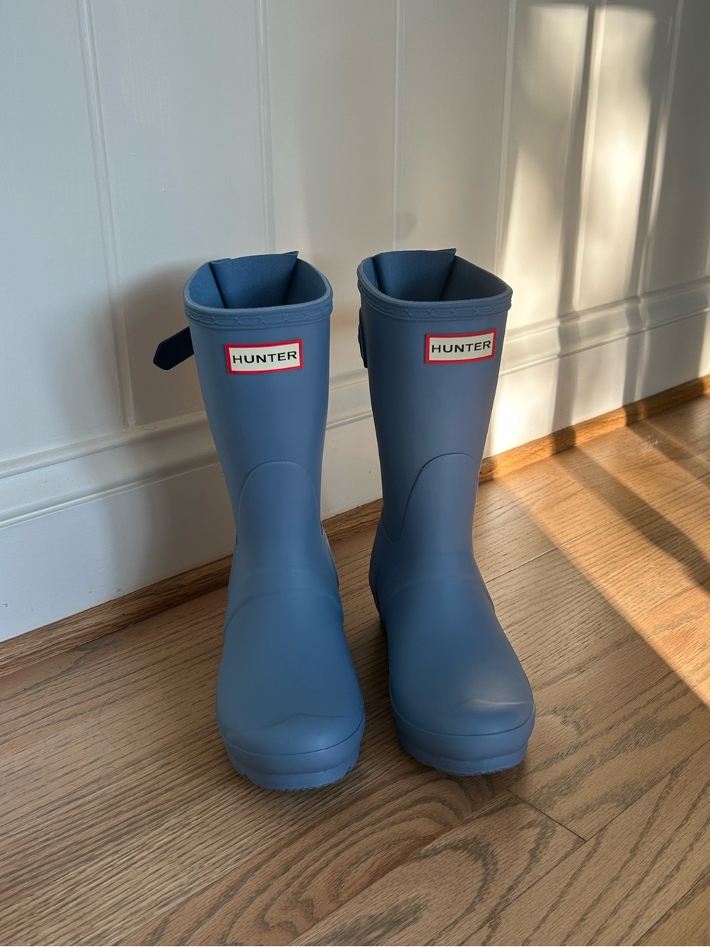 Hunter Women’s Classic Slate Blue Rain Boots